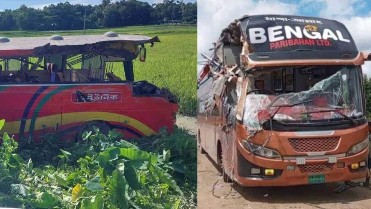 মুখোমুখি সংঘর্ষে দুমড়েমুচড়ে যাওয়া দুই বাস