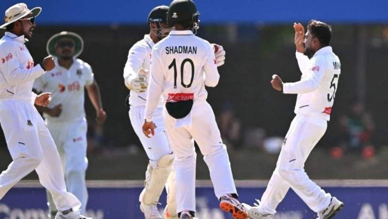  মেহেদী হাসান মিরাজ 