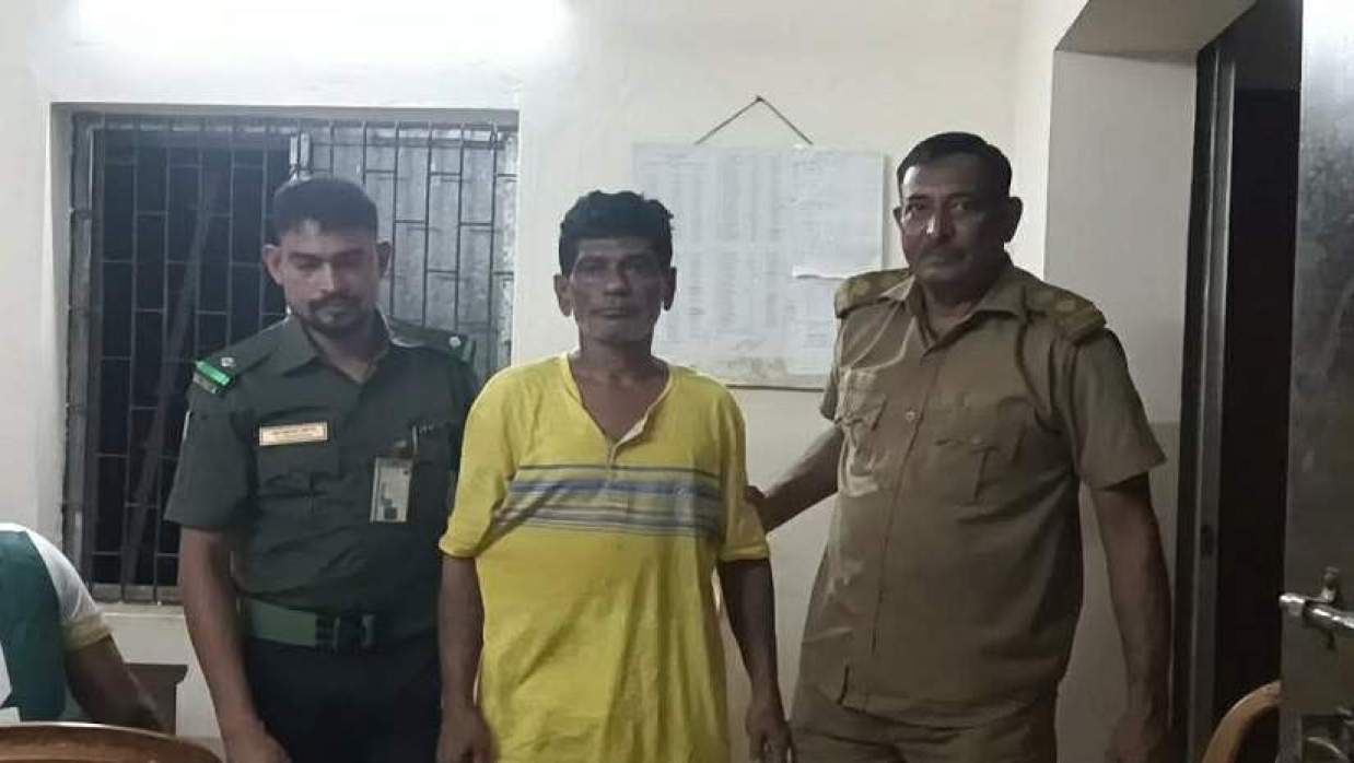 জাবিতে গাঁজাসহ আটক মিজানুর রহমান মিজান