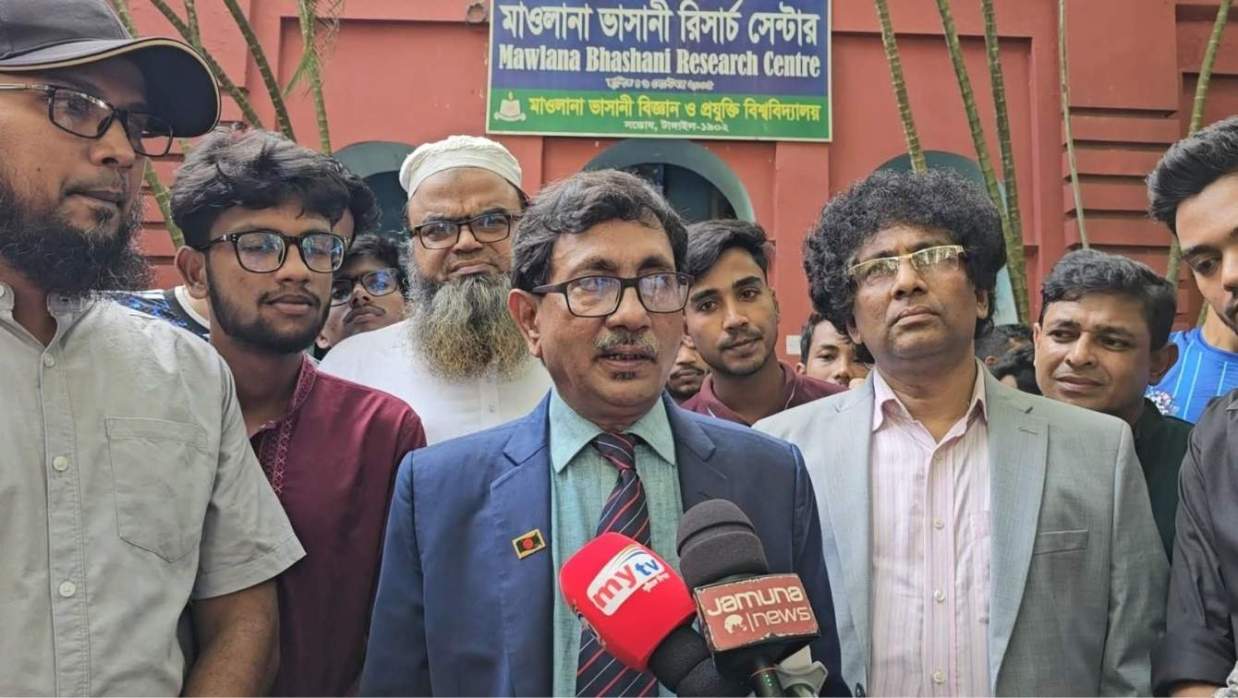 বক্তব্য রাখছেন মাভাবিপ্রবি ভিসি প্রফেসর ড. এবিএম শহিদুল ইসলাম