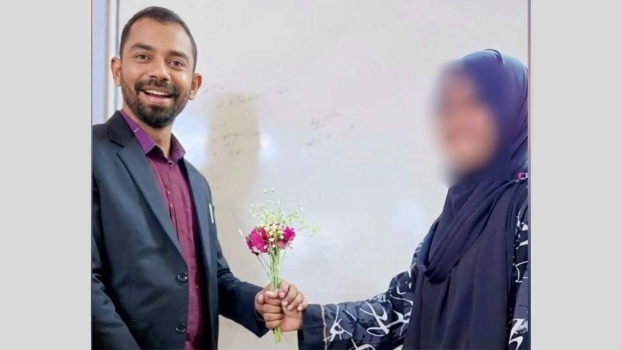 শিক্ষক ও ওই ছাত্রী