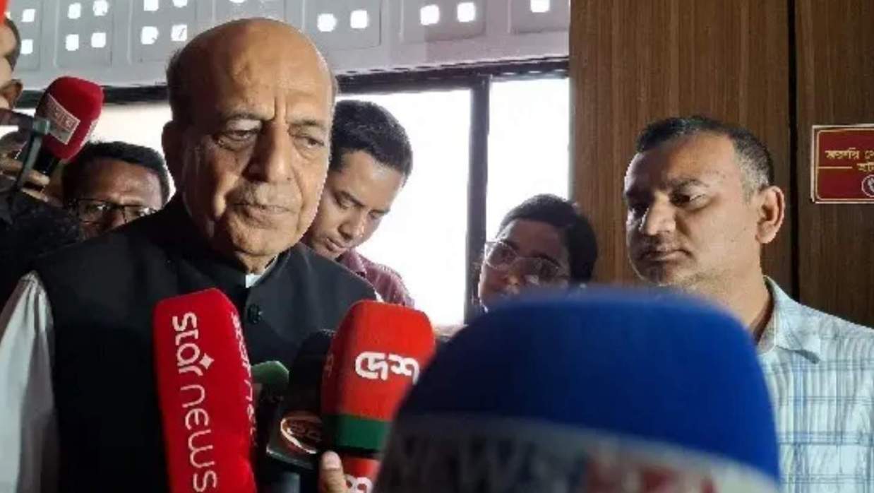 ভারতীয় হাইকমিশনার দীনেশ ত্রিবেদী