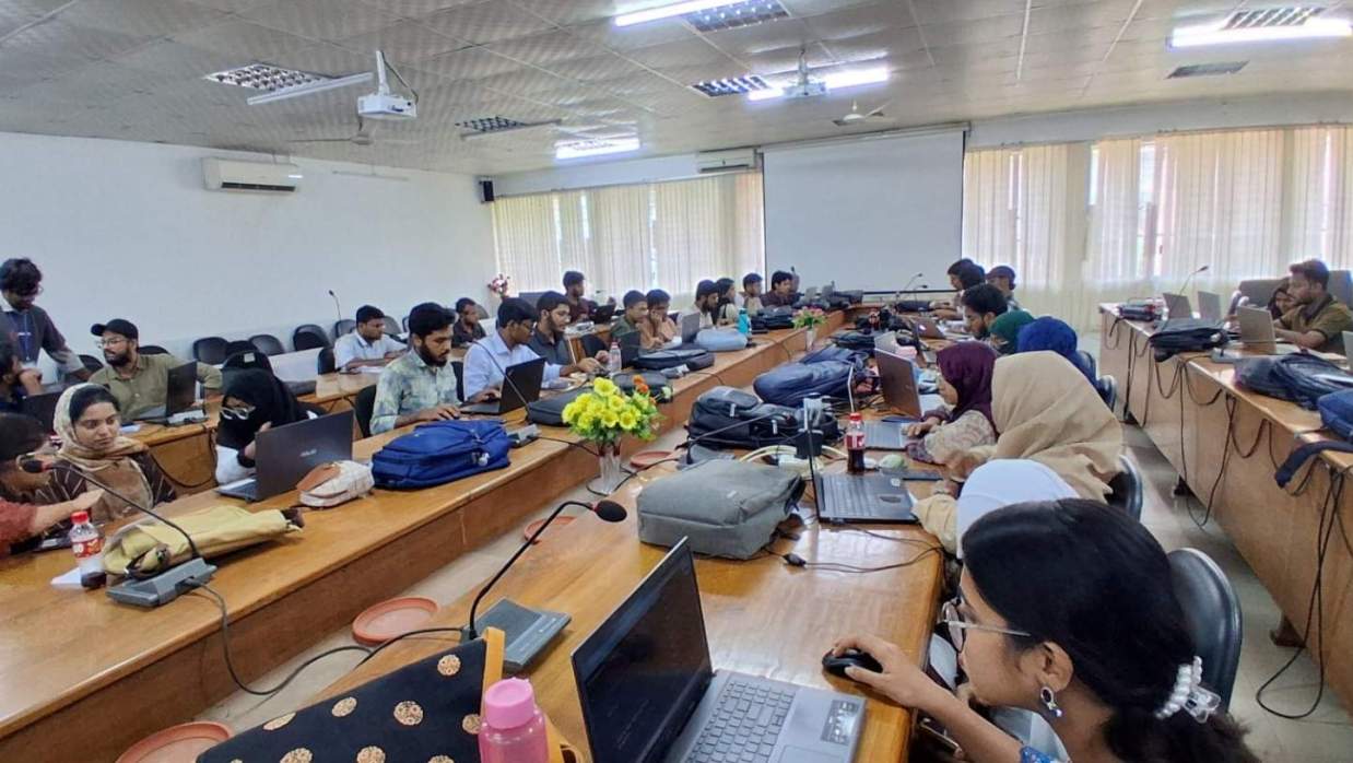 কৃষিতে এআইয়ের ব্যবহার বাড়াতে বাকৃবিতে ‘বিল্ড উইথ এআই’ হ্যাকাথন