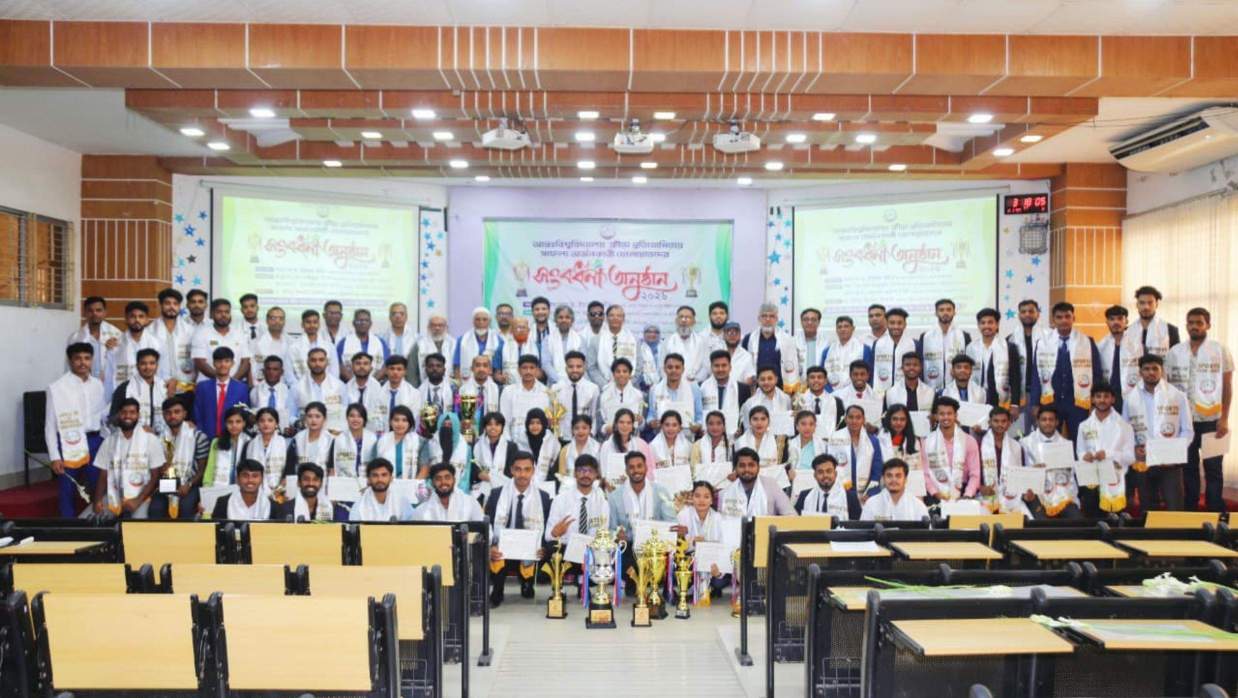 যবিপ্রবির কৃতী খেলোয়াড়দের জমকালো সংবর্ধনা