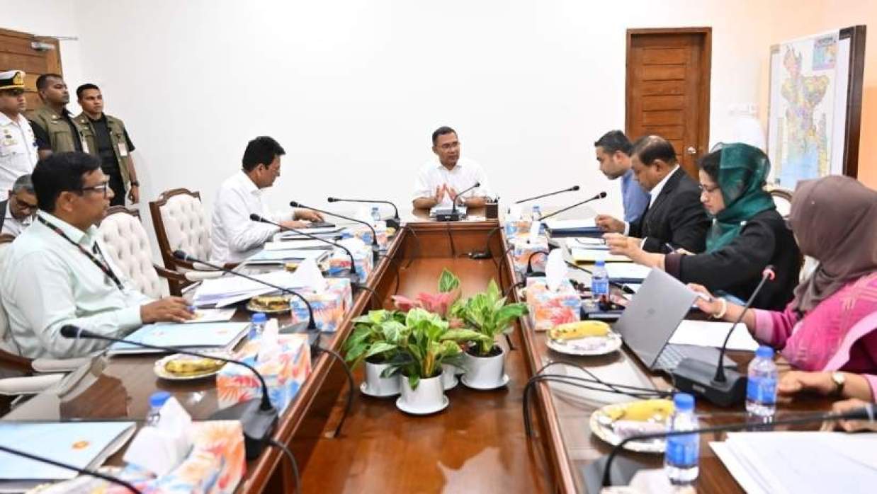 ছেলেদেরও উপবৃত্তি দেওয়া নিয়ে প্রধানমন্ত্রীর বৈঠকে আলোচনা