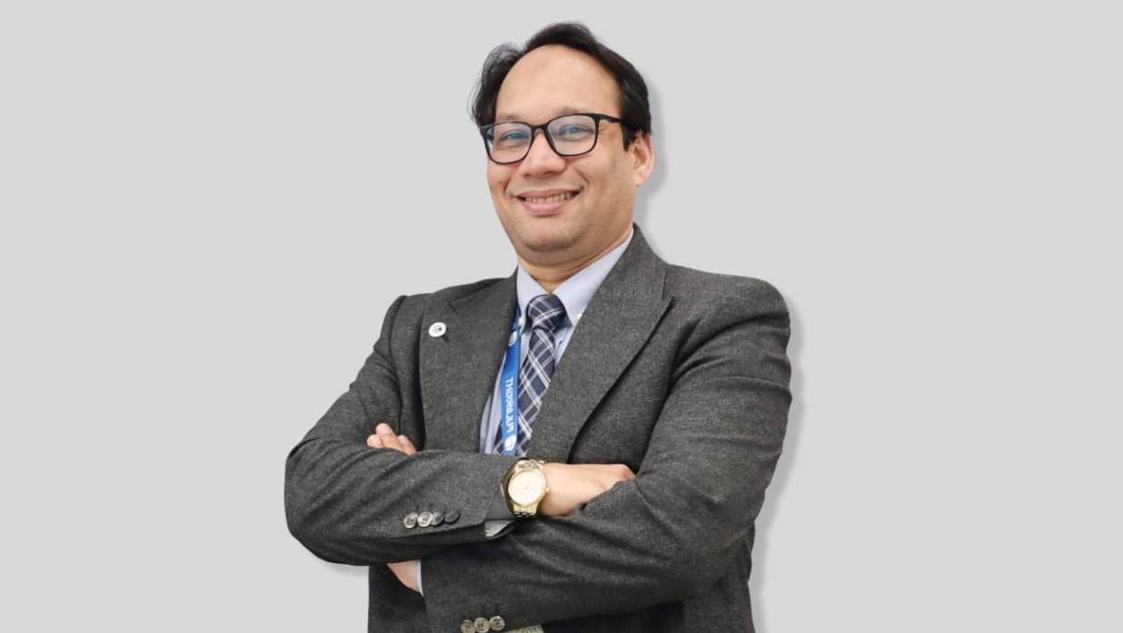 নতুন কোষাধ্যক্ষ অধ্যাপক ড. মো. আক্তারুজ্জামান খান।