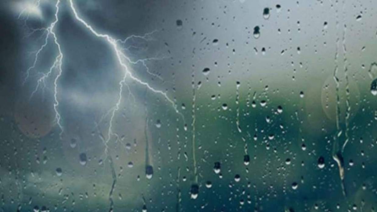  দুপুরের মধ্যে বজ্রবৃষ্টির পূর্বাভাস 