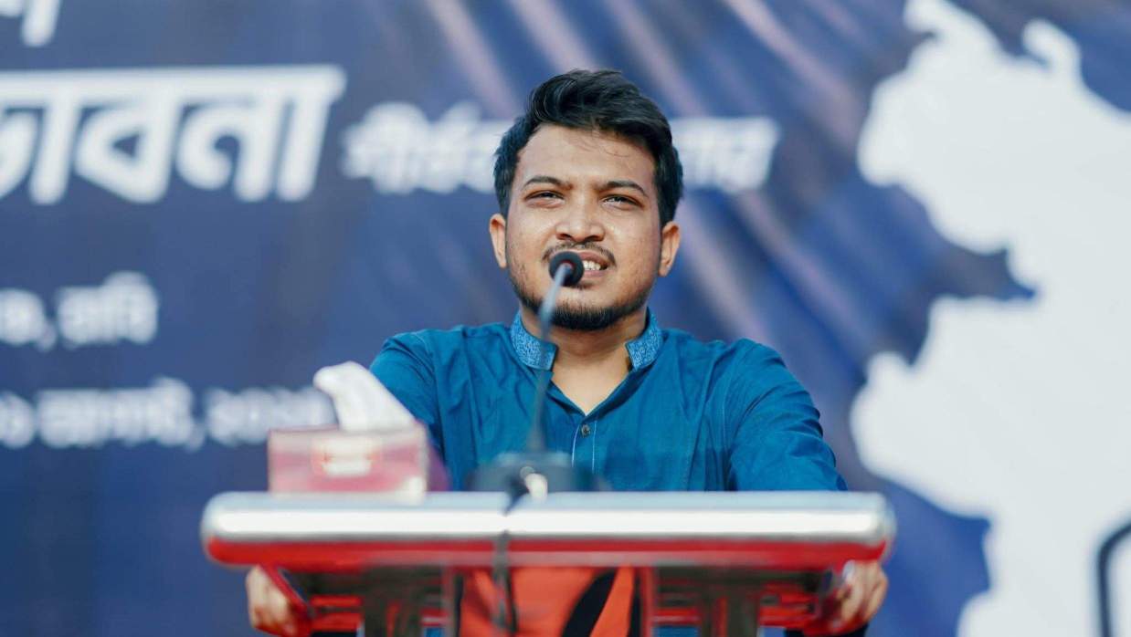 আকিল বিন তালেব।