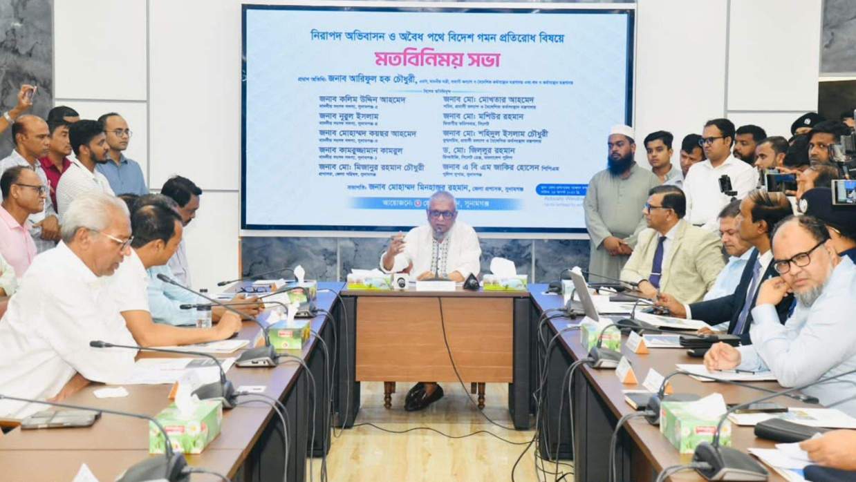 প্রবাসী কল্যাণ ও বৈদেশিক কর্মসংস্থান মন্ত্রী আরিফুল হক চৌধুরী।
