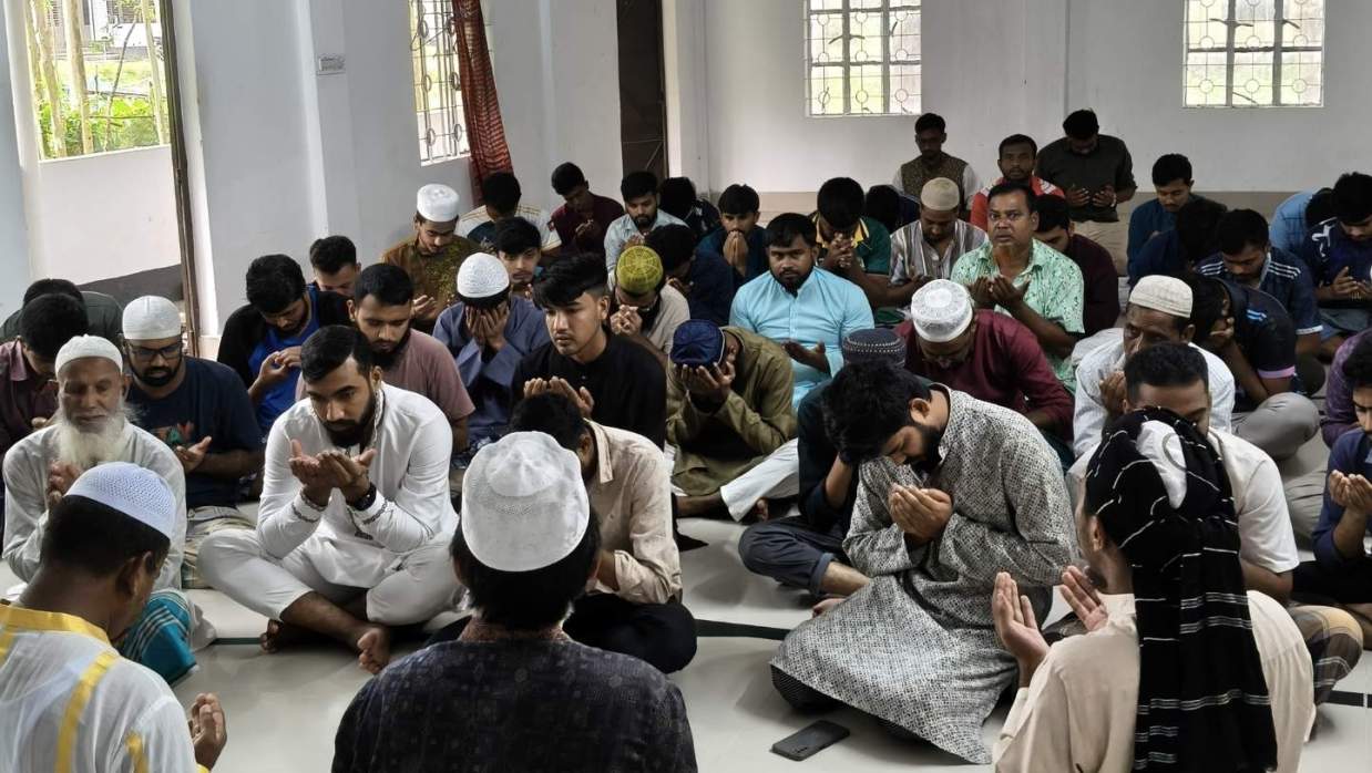 জাবিপ্রবিতে-ঈদে-মিলাদুন্নবী-(সা.)-উপলক্ষে-মিলাদ-মাহফিল-অনুষ্ঠিত