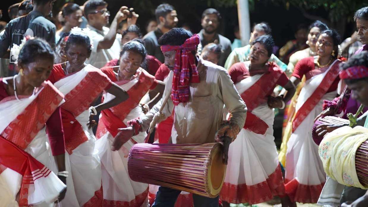 ঝুমুর নাচে মুখর জাবি, শেষ হলো কারাম উৎসব