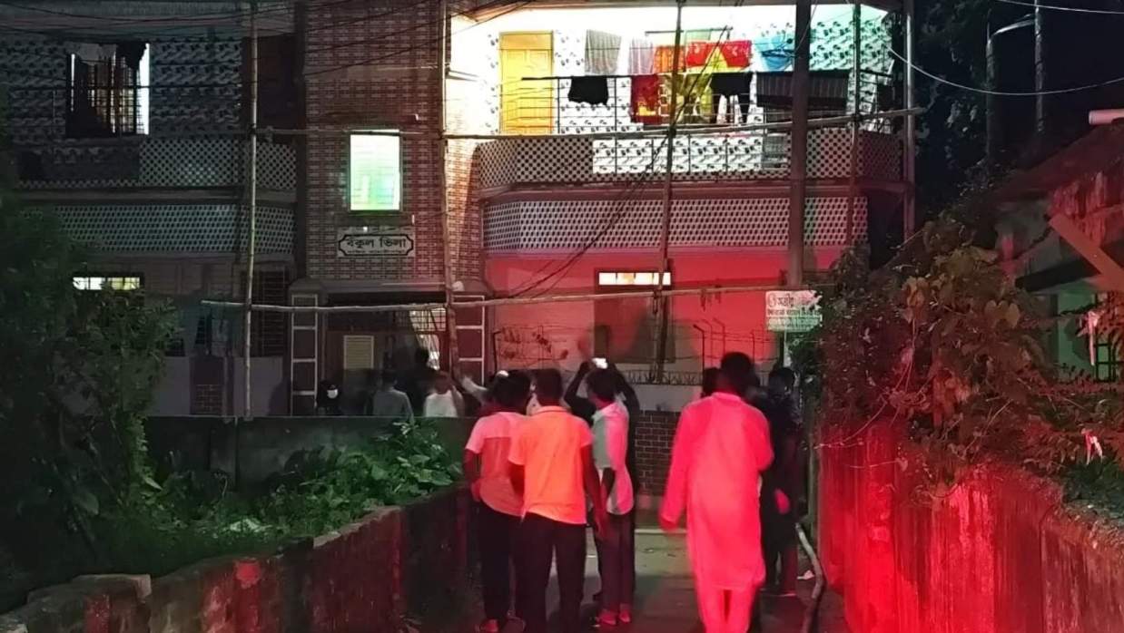 ভাড়া বাসা থেকে ছাত্রীর মরদেহ উদ্ধার