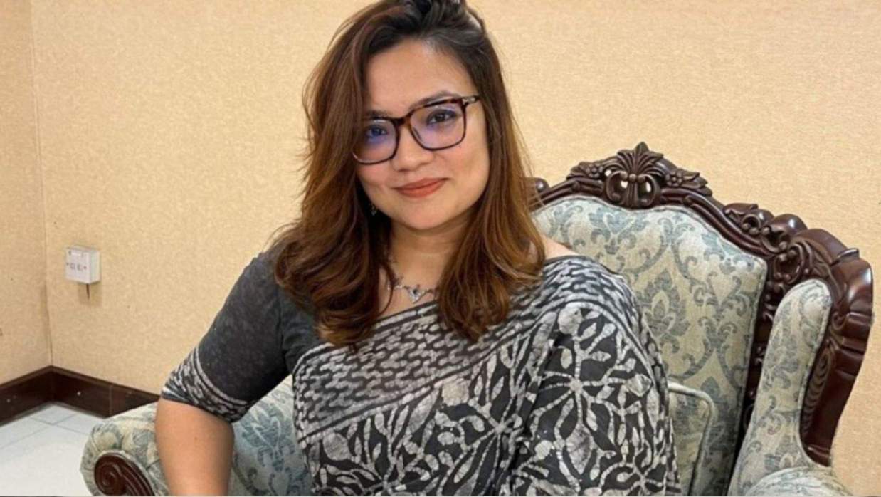 ঢাবি শিক্ষিকা মোনামী