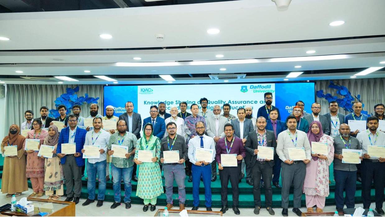 ডিআইইউতে ‘উচ্চশিক্ষায় গুণগত মান নিশ্চিতকরণ ও অ্যাক্রেডিটেশন বিষয়ক জ্ঞান বিনিময়’ শীর্ষক কর্মশালা