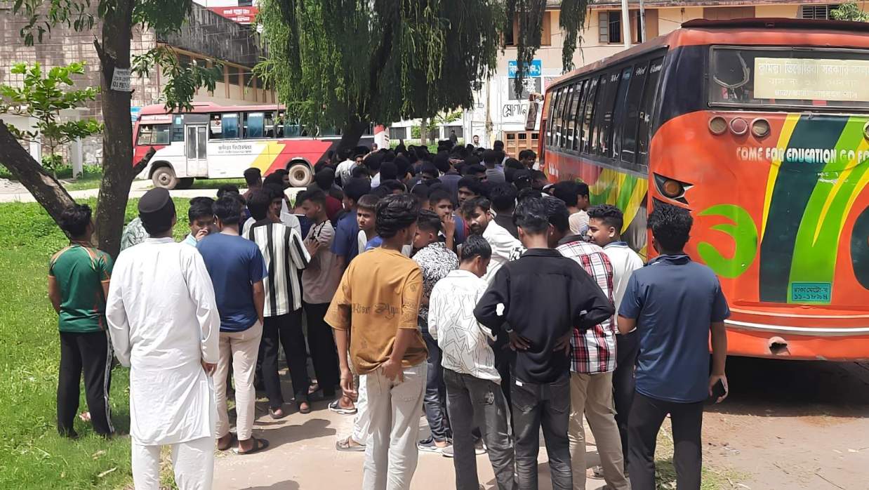ছাত্রদলের নতুন কমিটি নিয়ে সংঘর্ষ, আহত ৫