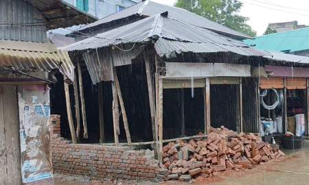 বিদ্যালয়ের সম্পত্তিতে নির্মাণাধীন ভবনে ভাঙচুরের অভিযোগ যুবদল নেতার বিরুদ্ধে