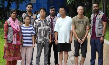 অনলাইনে লোভনীয় মেসেজ দিয়ে প্রতারনা, চীনা নাগরিকসহ গ্রেপ্তার ৪