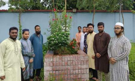 মানারাত ইউনিভার্সিটির ইইই ক্লাবের উদ্যোগে টাঙ্গাইলে শহীদ আহনাফের কবর জিয়ারত