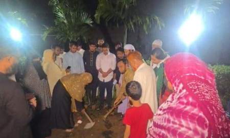 ঢাবিতে ৫০ শহীদ পরিবার নিয়ে জুলাই স্মৃতিস্তম্ভ ‘জুলাই নির্ভীক’-এর ভিত্তিপ্রস্তর উদ্বোধন ডাকসুর