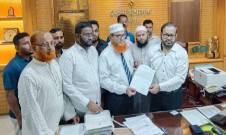 জ্বালানি-গ্যাস সংকট ও দ্রব্যমূল্যের ঊর্ধ্বগতির প্রতিবাদে চাঁদপুরে ১১ দলের স্মারকলিপি