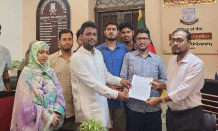 প্রক্টরের অপসারণসহ ৯ দাবিতে উপাচার্যকে জকসুর স্মারকলিপি