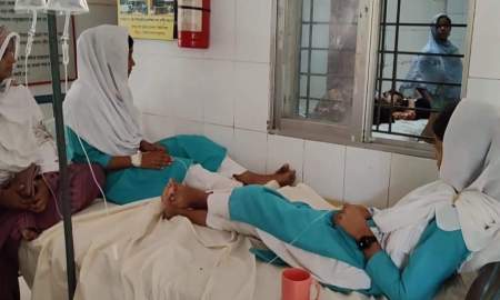 ফুটপাতের দোকান থেকে পিয়াজু খেয়ে অসুস্থ ৯ শিক্ষার্থী