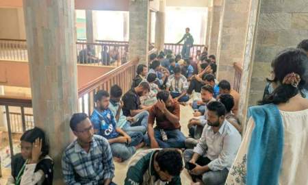 ববির কোস্টাল স্টাডিজ বিভাগ: চেয়ারম্যানের পদত্যাগ দাবিতে অনশনে শিক্ষার্থীরা
