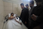 জবিতে হামলায় আহতদের দেখতে হাসপাতালে ডাকসু নেতারা