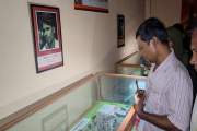 জাদুঘরে সন্তানের রক্তমাখা পোশাক দেখে কান্নায় ভেঙে পড়েন চবির…