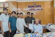 জুলাই দিবসের অনুষ্ঠানে ছাত্রদলের হামলার প্রতিবাদে অধ্যক্ষকে…
