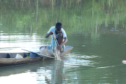 সাড়ে তিন মাস পর কাপ্তাই হ্রদে আবার মাছ ধরা শুরু