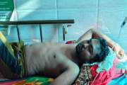 স্কুলছাত্রীদের উত্ত্যক্ত করার অভিযোগে যুবককে মারধর, হাসপাতা…