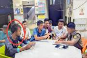 ডিআইইউতে ছাত্রলীগ নেতা আটক, পুলিশে দিলেন শিক্ষার্থীরা