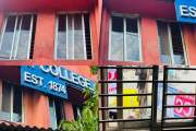 ডেইলি ক্যাম্পাসে সংবাদ প্রকাশের পর ভবনের জানালা সংস্কার করল…