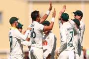 মিরাজও আউট, লজ্জা এড়াতে পারবে তো বাংলাদেশ