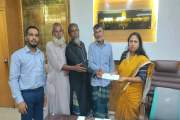 সাপের কামড়ে কলেজছাত্রের মৃত্যু, পরিবারের পাশে জেলা প্রশাসন