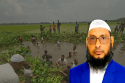জলাবদ্ধতা নিরসনে নিজেই গলাপানিতে নেমে খালের কচুরিপানা পরিষ্…