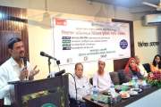 ‘সঠিক তথ্যের অভাব, অসচ্ছ নিয়োগ প্রক্রিয়ায় বিদেশে গিয়ে বিপদে…