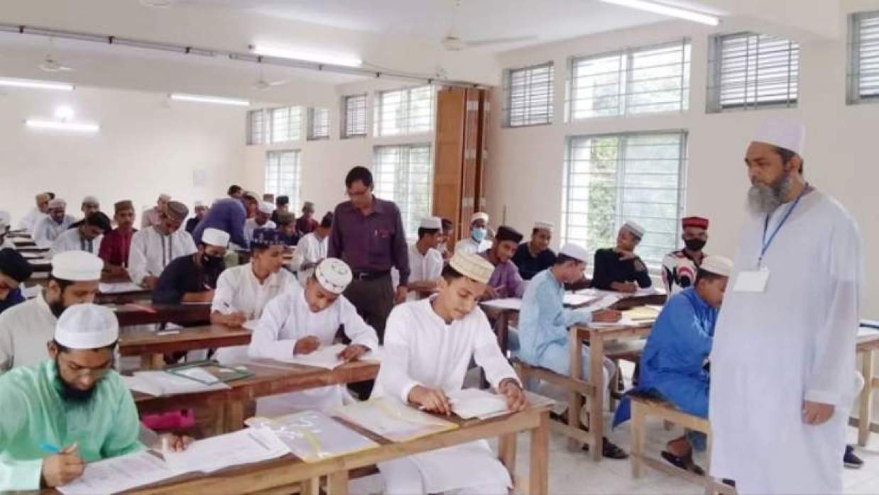 এমপিওভুক্ত মাদ্রাসা শিক্ষক