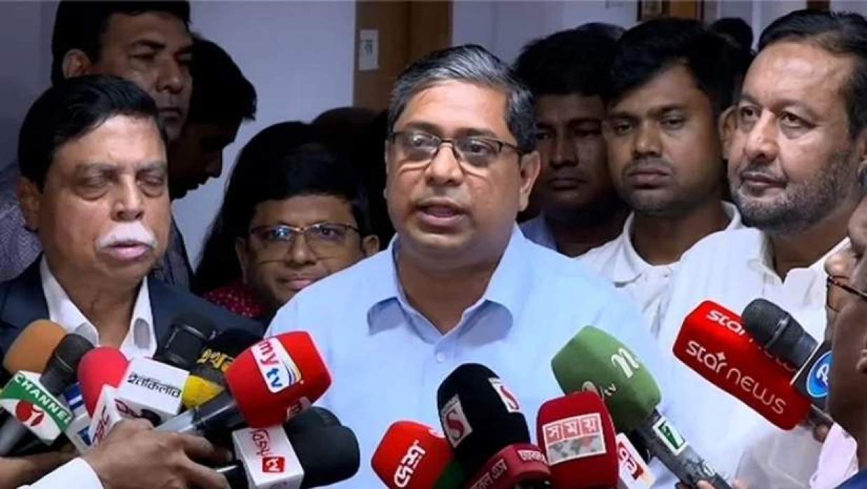 স্থানীয় সরকার, পল্লী উন্নয়ন ও সমবায় প্রতিমন্ত্রী মীর শাহে আলম 