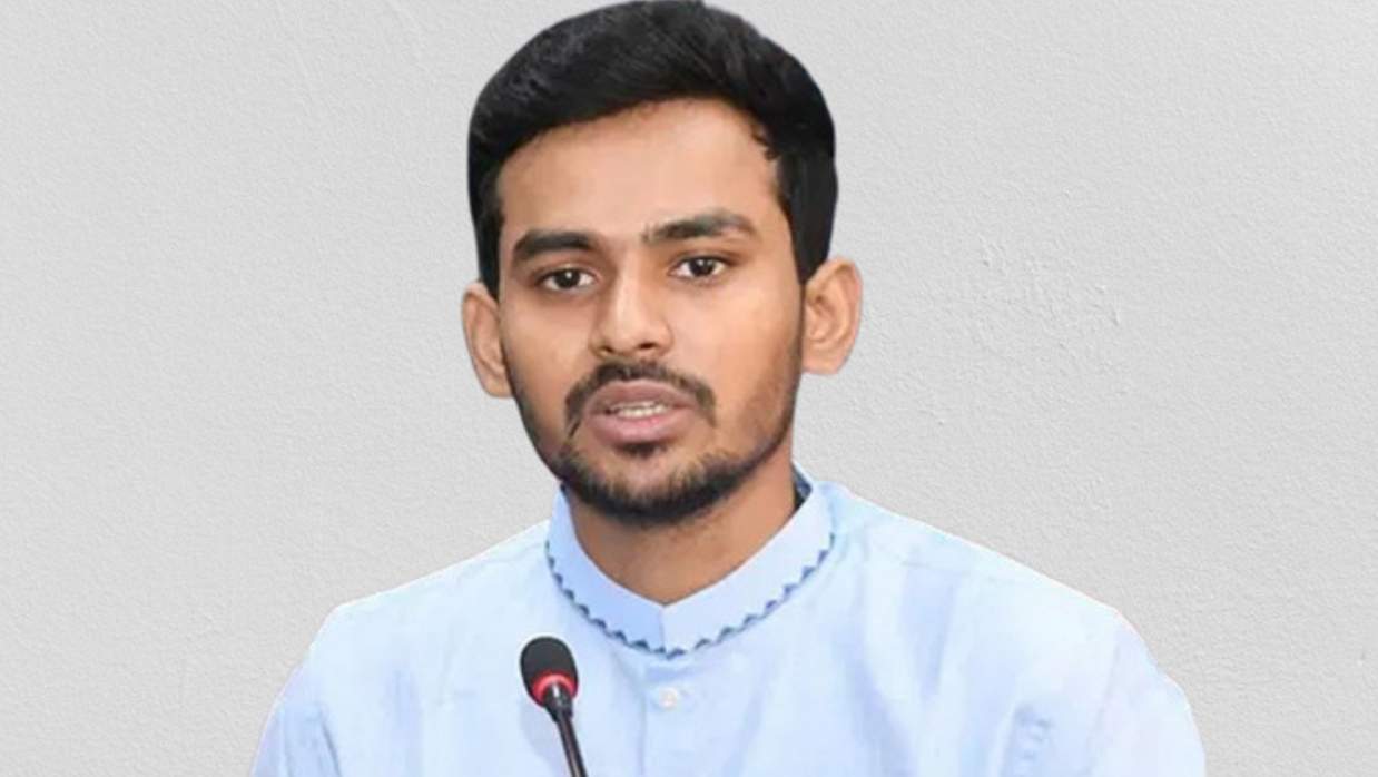 ভোটার এলাকা পরিবর্তন করলেন এনসিপির মুখপাত্র আসিফ মাহমুদ