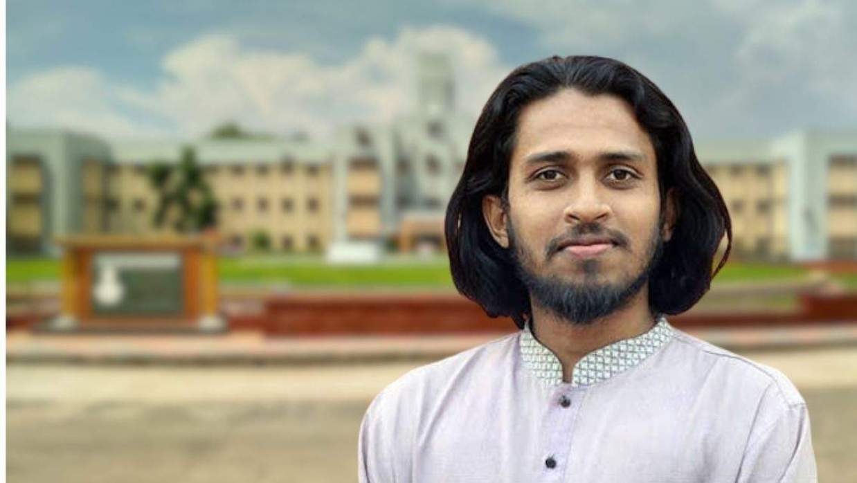৮৯ শিক্ষার্থীর বিভাগ উন্নয়ন ফি বাবদ আড়াই লাখ টাকা দিলেন রাকসুর আম্মার