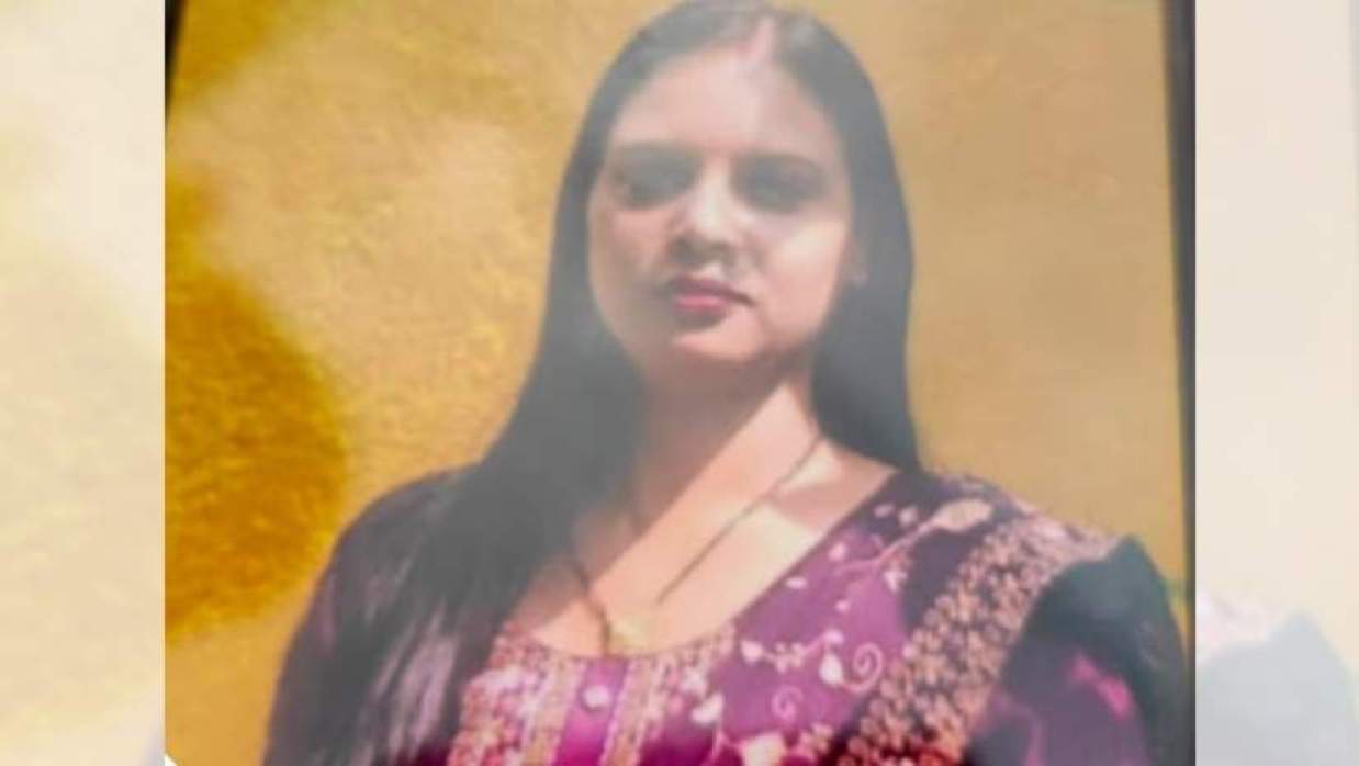 আটক ইংরেজি শিক্ষিকা বর্ণালী মণ্ডল