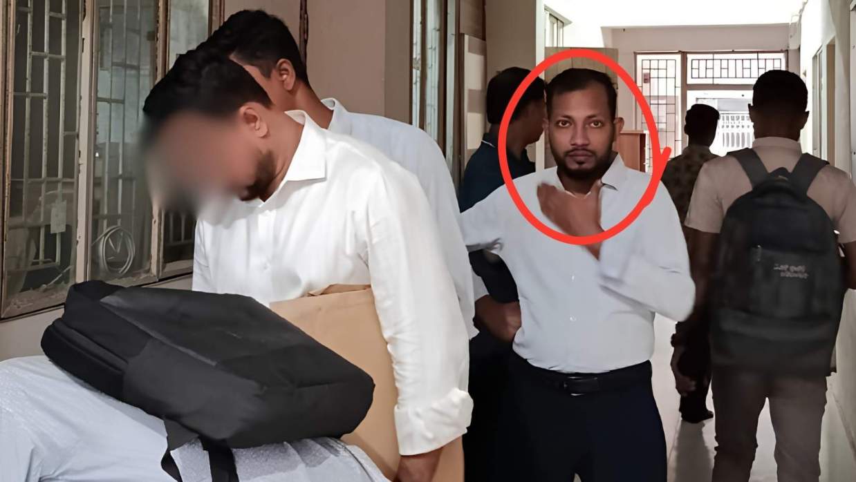 বহিস্ক্ত চাকরি পরীক্ষার্থী আব্দুর রহমান