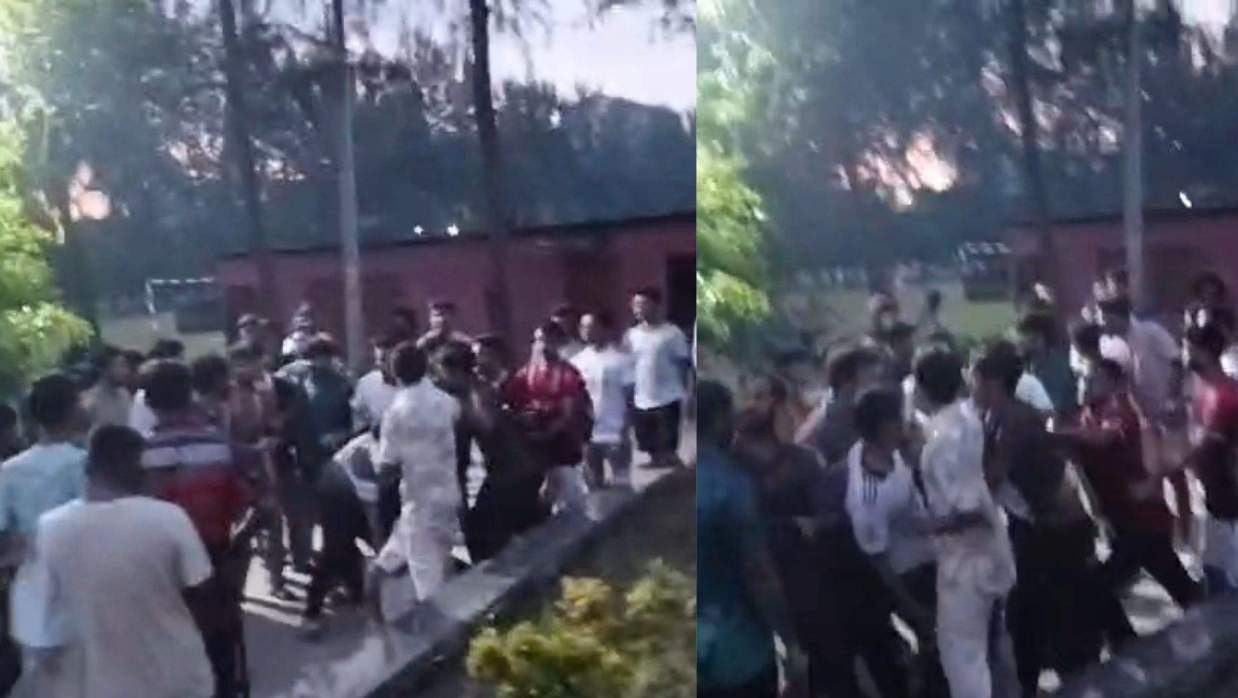 দুই পক্ষের সংঘর্ষ