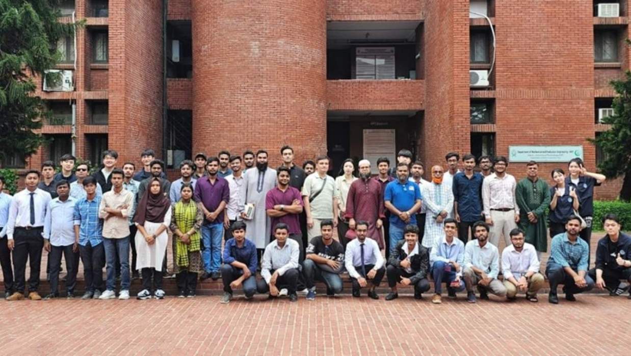 মাভাবিপ্রবির মেকানিক্যাল এন্ড অটোমোটিভ ইঞ্জিনিয়ারিং বিভাগের শিক্ষার্থীরা