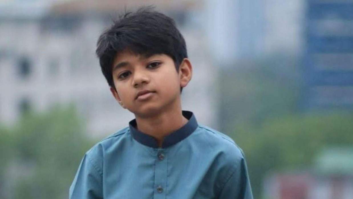 নিহত সপ্তম শ্রেণিপড়ুয়া ছেলে অপ্রতিম। 