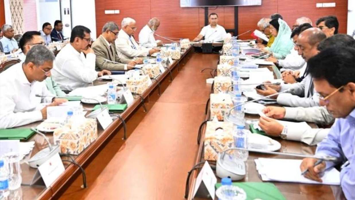 প্রধানমন্ত্রী তারেক রহমান মন্ত্রিপরিষদের বৈঠক অনুষ্ঠিত হয়েছে
