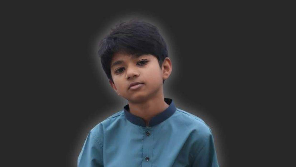 ইশায়াত শাহরিয়ার অপ্রতীম