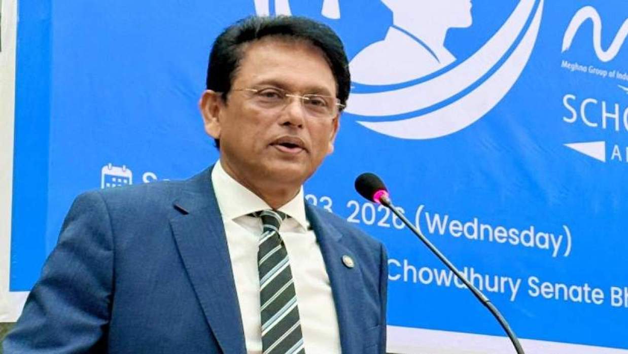 শিক্ষা এবং প্রাথমিক ও গণশিক্ষা মন্ত্রী ড. আ ন ম এহছানুল হক মিলন বক্তব্য রাখছেন